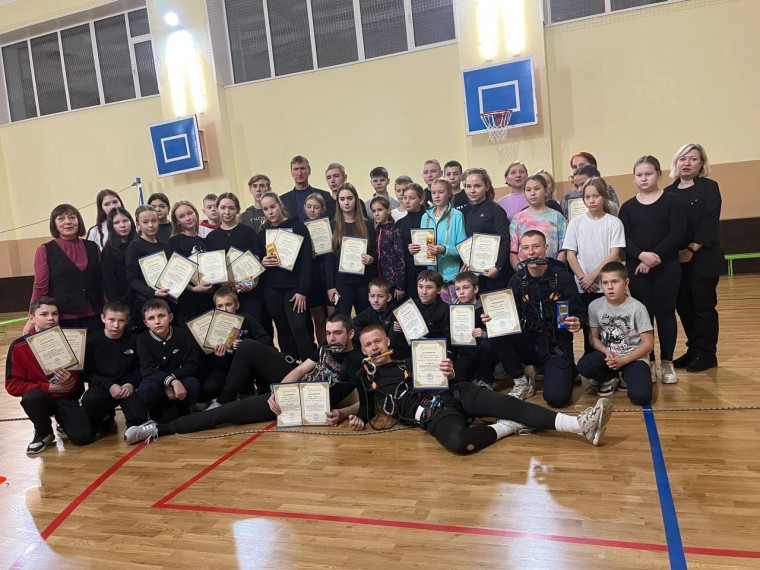 Районные соревнования по спортивному туризму на пешеходных дистанциях в закрытых помещениях.